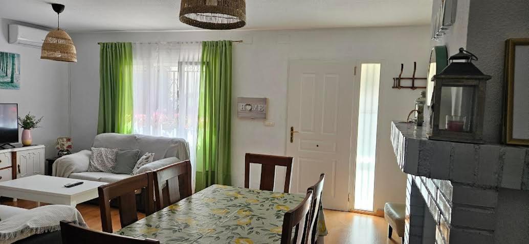 Casa de vacances Casa De 5 Hasta 9 Plazas, La Casilla En Durcal, Granada Dúrcal